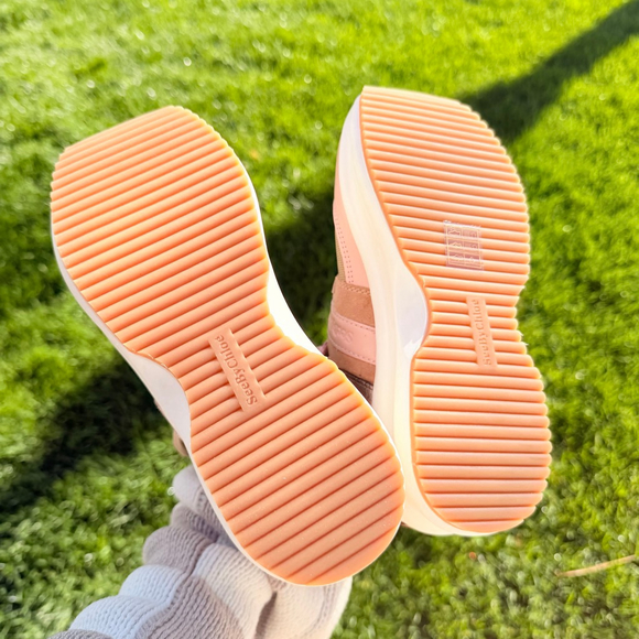 See by Chloe Casey Panelled High-Top Sneakers Pink Beige Size 35 US 5 New In Box - Picture 7 of 9